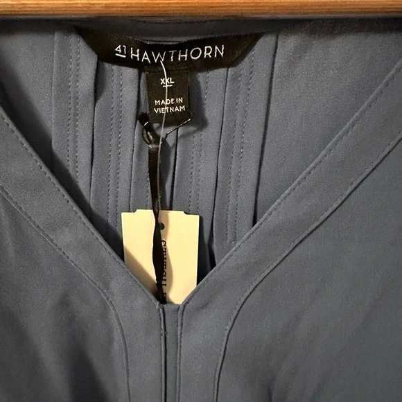 Shale blue flowy tank. - Picture 3 of 3